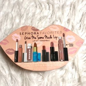 Give me some nude lip set 🌼